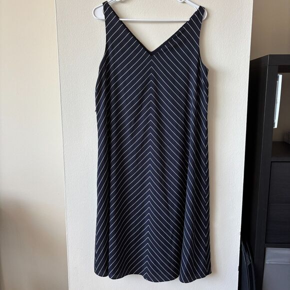 Ann Taylor Navy Striped Chiffon Tank Dress - Size 6 - Picture 1 of 8